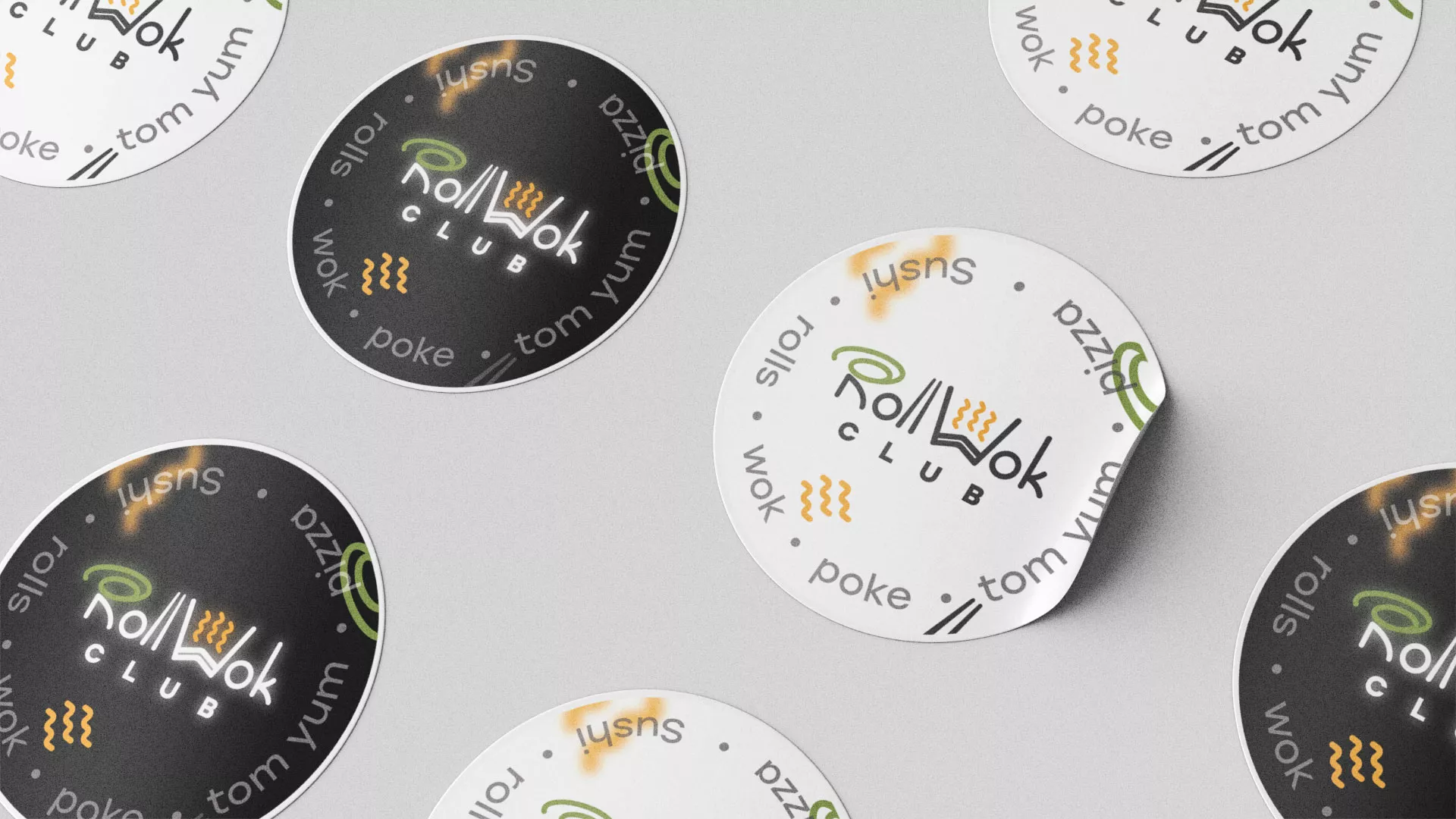 Разработка дизайна наклеек для суши-бара «Roll Wok Club» в Калачинске